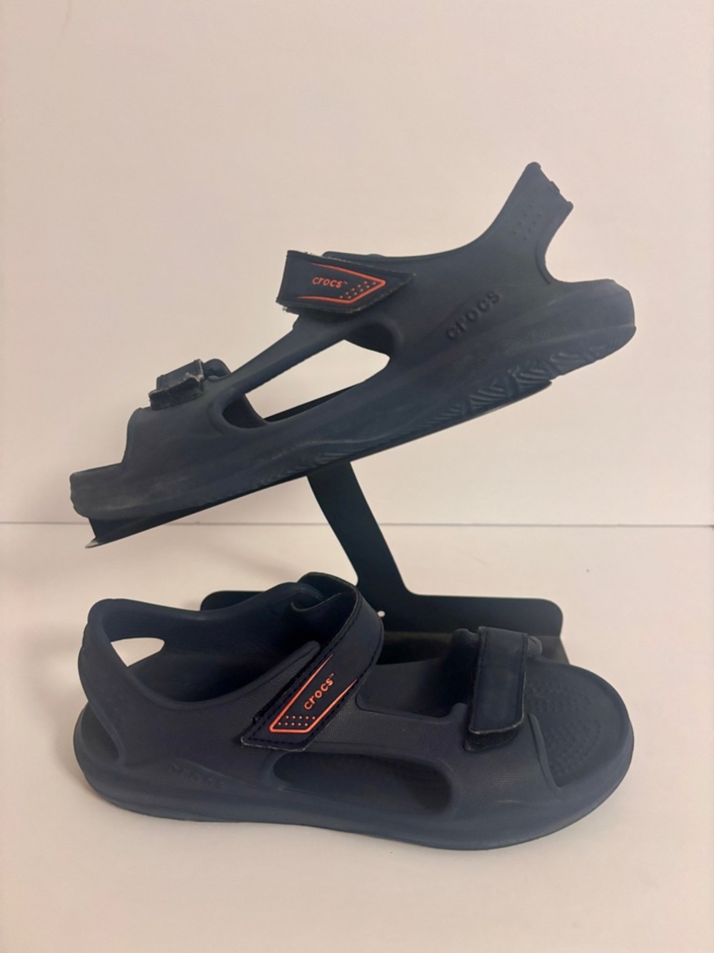 CROCS Navy Blue Open-Toe Dual Strap Sandals J4 unisex